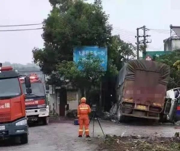 广西河池车祸最新消息与小巷特色小店揭秘