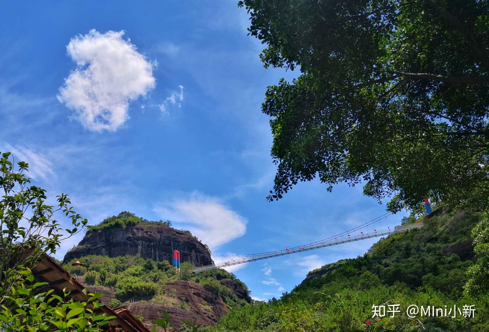 e联贷最新动态，自然美景的探索之旅启程。