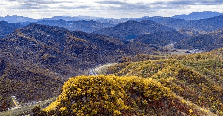 银龄最新动态，自然美景探险之旅，寻找内心平和与宁静的旅程